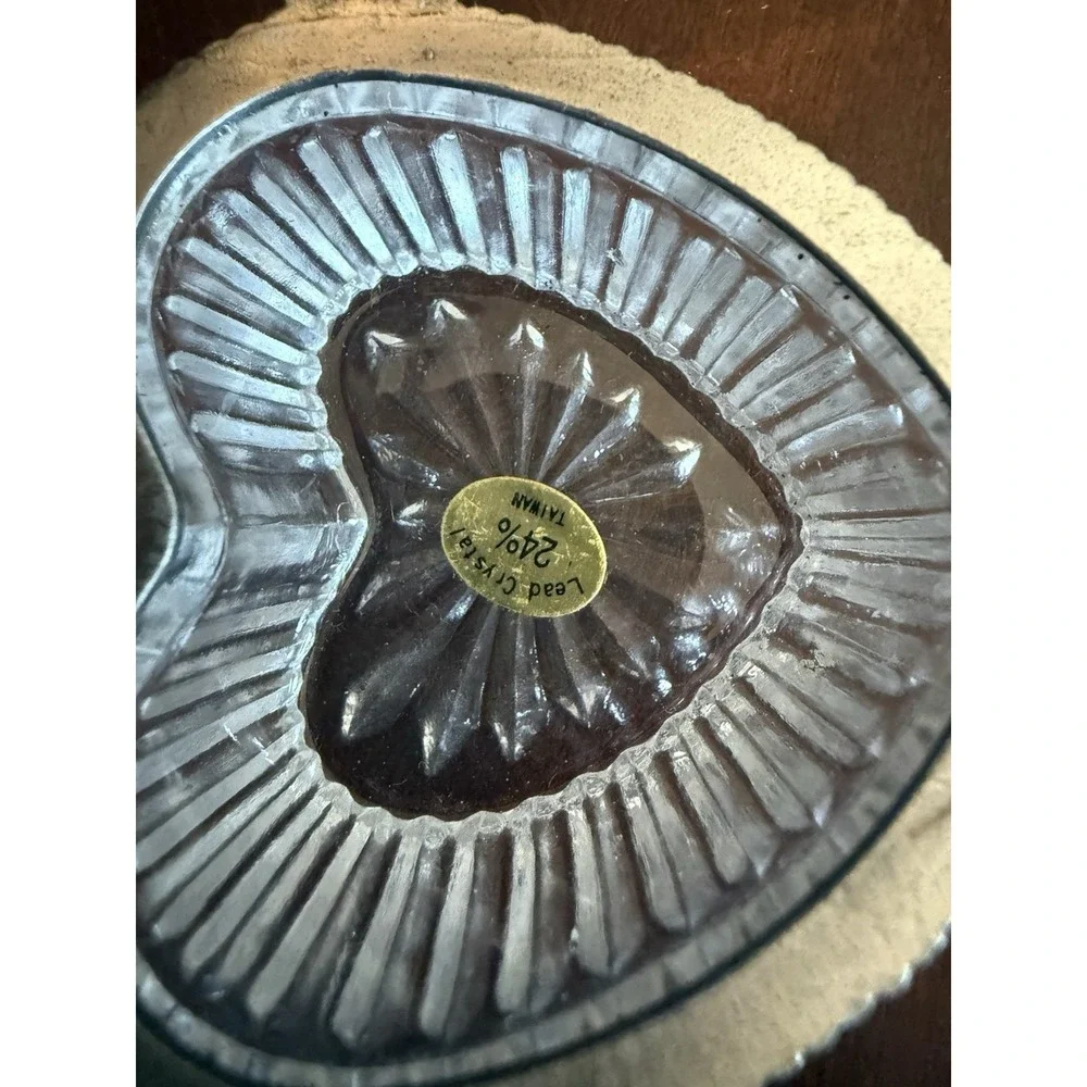 vintage lead crystal heart trinket box bow lid hinged jewelry box‎ taiwan